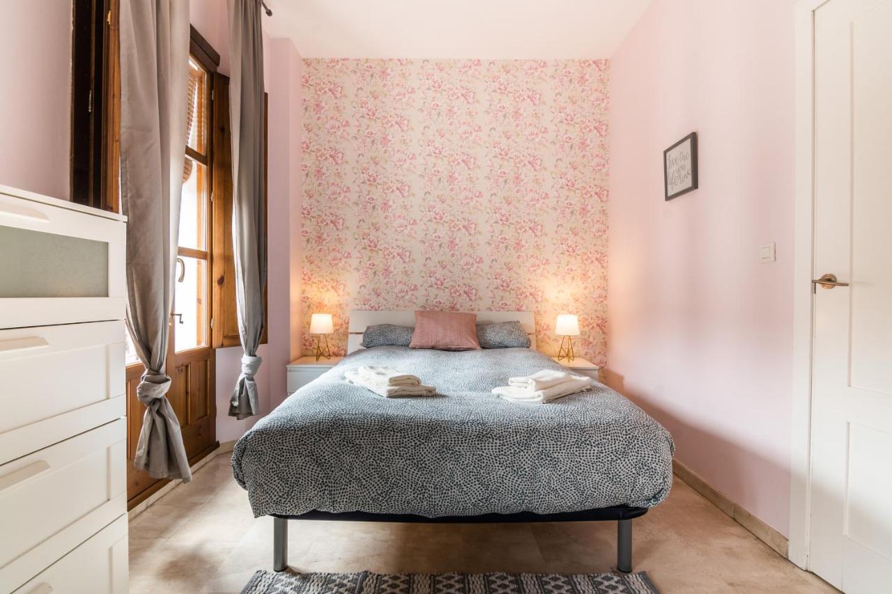 Tuguest Isabel La Catolica II Apartment Granada Eksteriør bilde